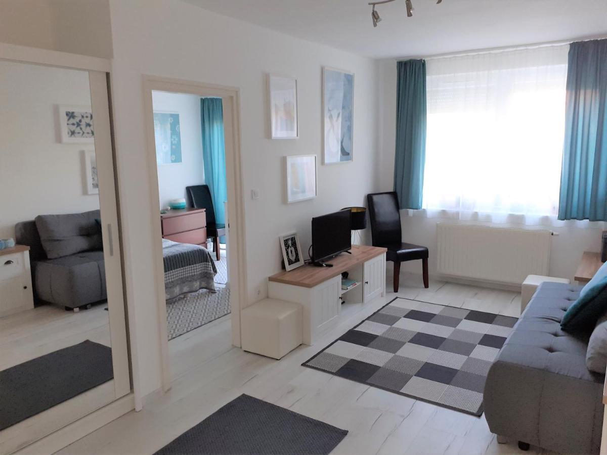 Appartement Nelli Apartman à Keszthely Extérieur photo